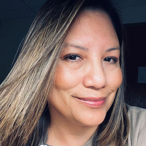 Meet your Posher, Yaned